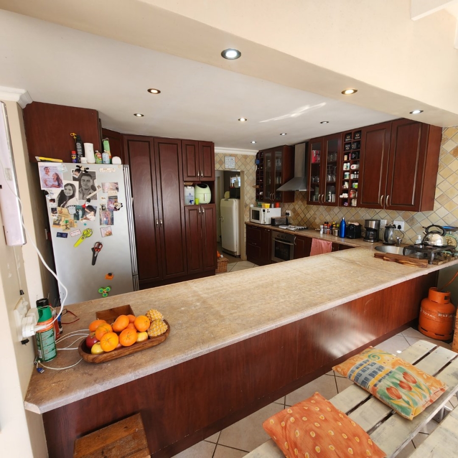 4 Bedroom Property for Sale in Dana Bay Western Cape